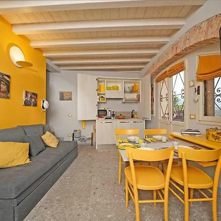 Casa Priscilla * Salò